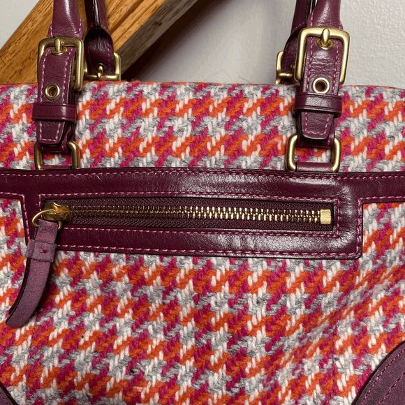 Coach Hamptons 8F47 Houndstooth Tweed Suede Handbag Satchel Shoulder Rare Flower - Picture 9 of 9